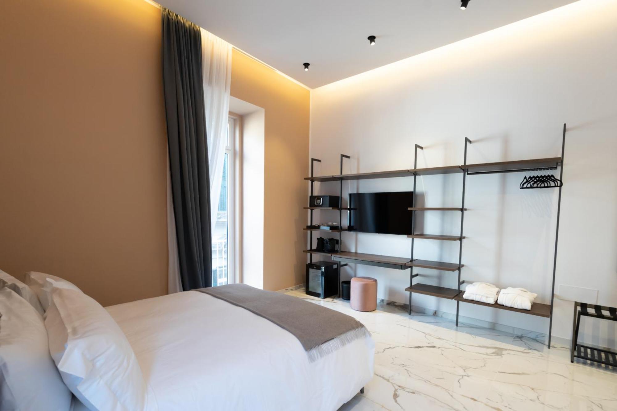 Insogno Suites Νάπολη Εξωτερικό φωτογραφία